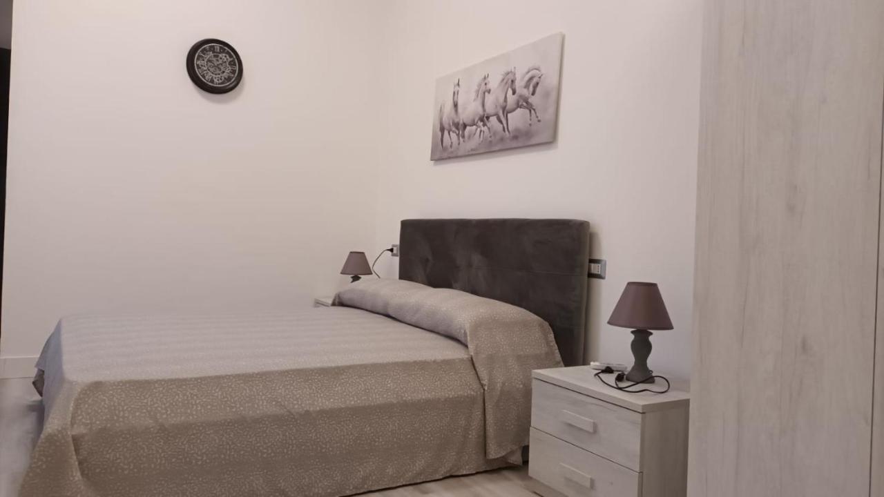 La Laguna Rooms SantʼAntìoco Buitenkant foto