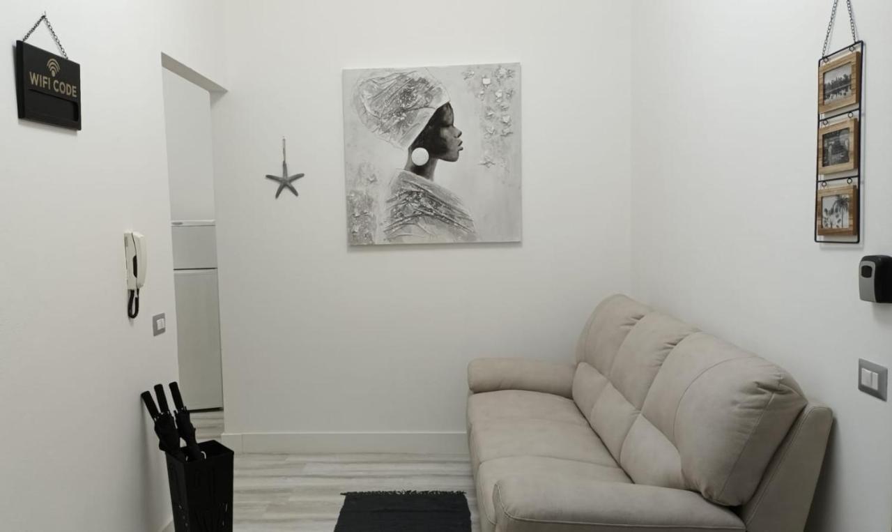 La Laguna Rooms SantʼAntìoco Buitenkant foto