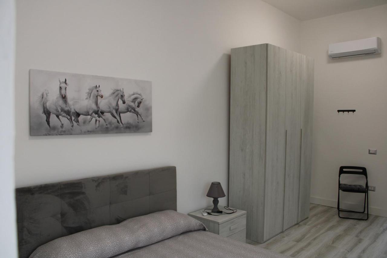 La Laguna Rooms SantʼAntìoco Buitenkant foto